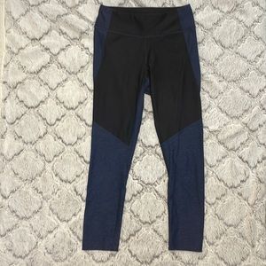 Outdoor Voices 3/4 length leggings